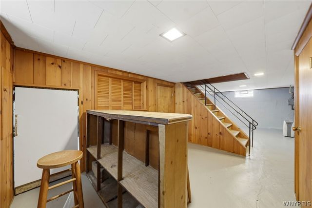 795 Mineral Springs Road, West Seneca, NY 14224