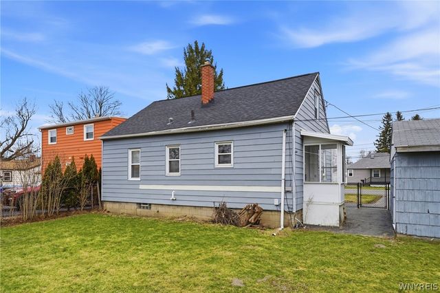 795 Mineral Springs Road, West Seneca, NY 14224