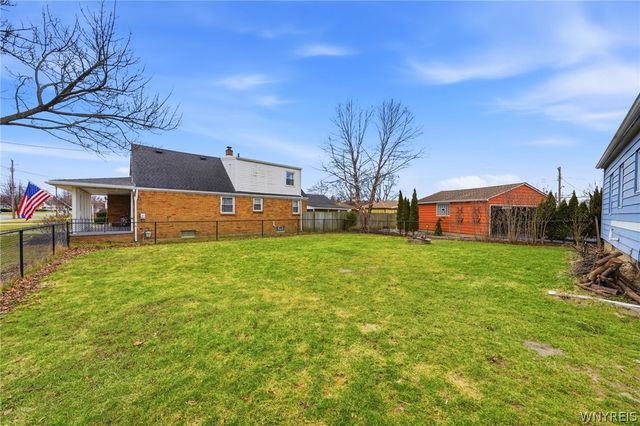 795 Mineral Springs Road, West Seneca, NY 14224