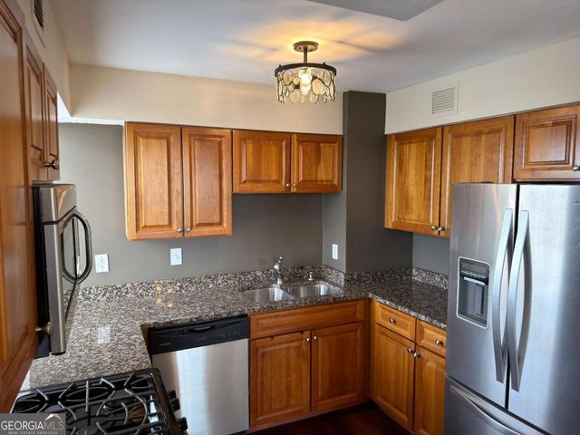 2479 Peachtree Road NE 1714, Atlanta, GA 30305