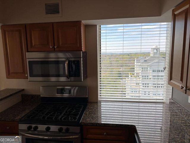 2479 Peachtree Road NE 1714, Atlanta, GA 30305