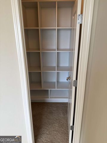 2479 Peachtree Road NE 1714, Atlanta, GA 30305