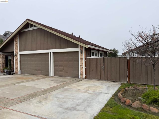 5681 Starboard Dr, Discovery Bay, CA 94505
