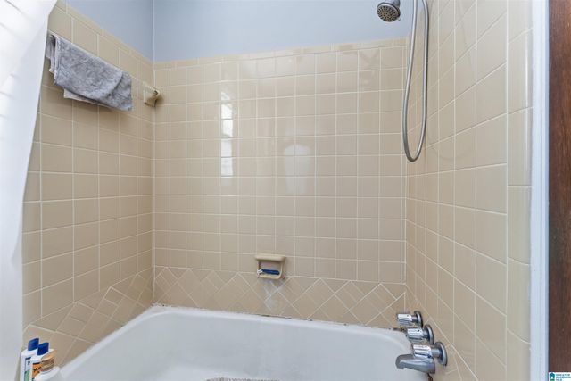 3021 VIRGINIA DRIVE, Hueytown, AL 35023