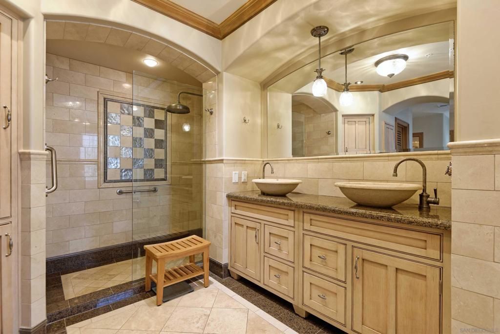 Image 10 of property listing at 120 C Ave 205, Coronado, CA 92118