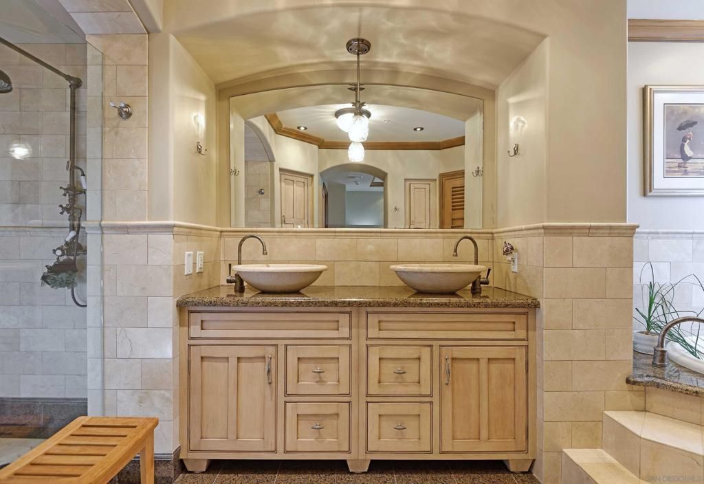 Image 11 of property listing at 120 C Ave 205, Coronado, CA 92118