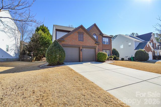 9144 Linden Tree Lane, Charlotte, NC 28277