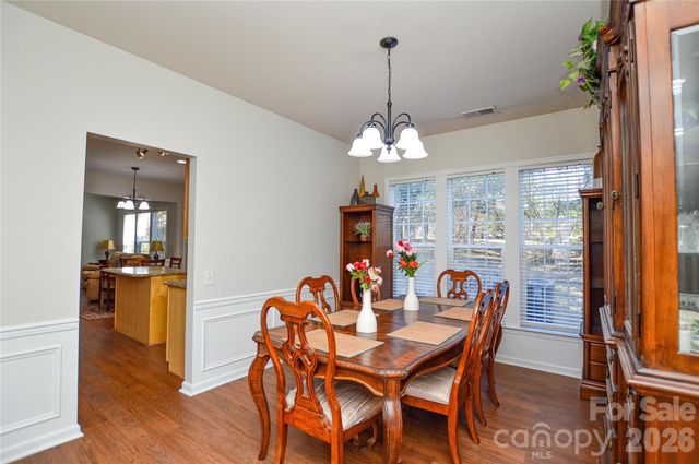 9144 Linden Tree Lane, Charlotte, NC 28277