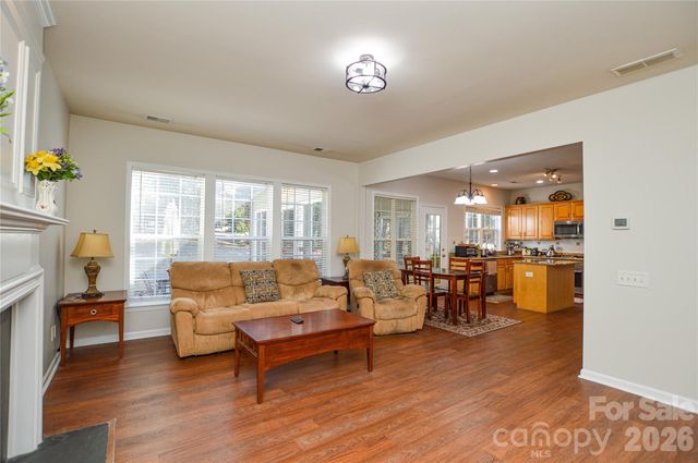 9144 Linden Tree Lane, Charlotte, NC 28277