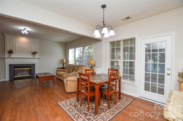 9144 Linden Tree Lane, Charlotte, NC 28277