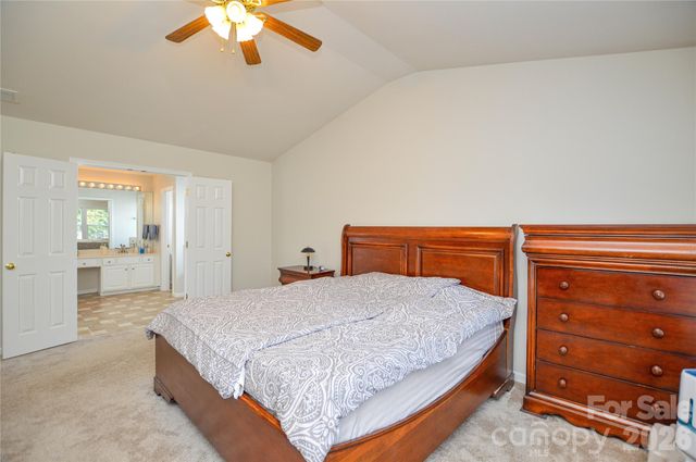 9144 Linden Tree Lane, Charlotte, NC 28277