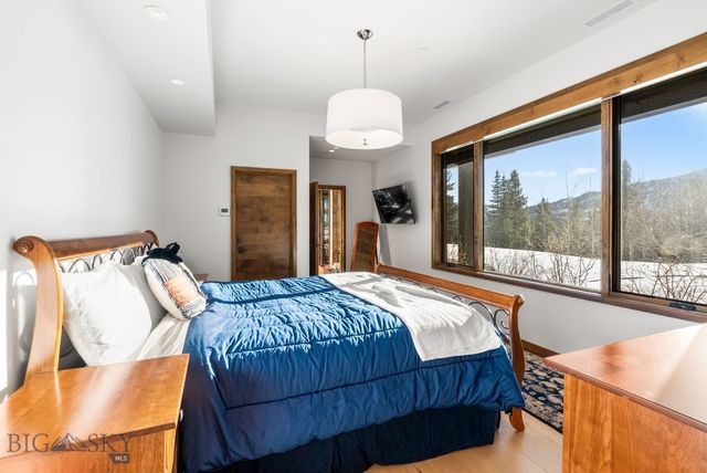 10 Middle Rider Road, Big Sky, MT 59716