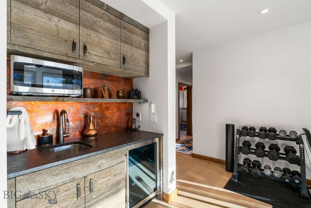 10 Middle Rider Road, Big Sky, MT 59716