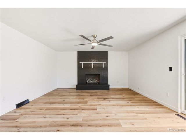 1080 S Garrison St, Lakewood, CO 80226