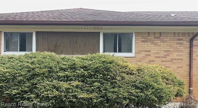 28438 San Marino Drive, Southfield, MI 48034