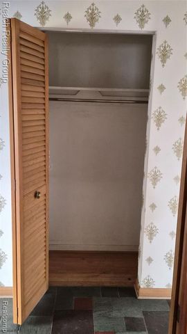 28438 San Marino Drive, Southfield, MI 48034