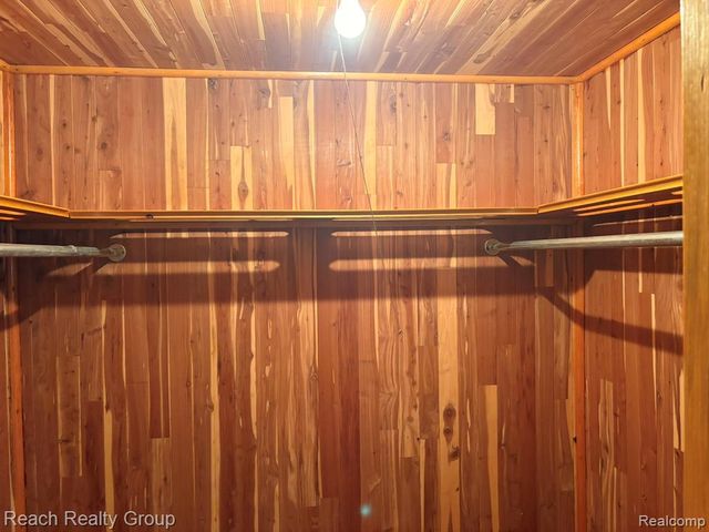 28438 San Marino Drive, Southfield, MI 48034