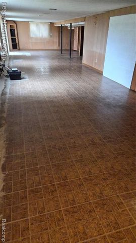 28438 San Marino Drive, Southfield, MI 48034