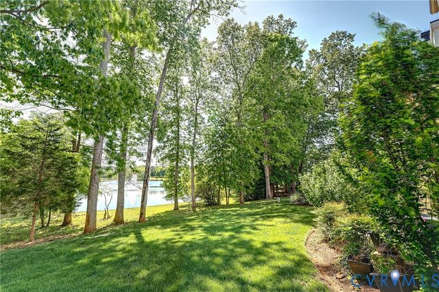 2710 Spinnaker Ct, Henrico, VA 23233
