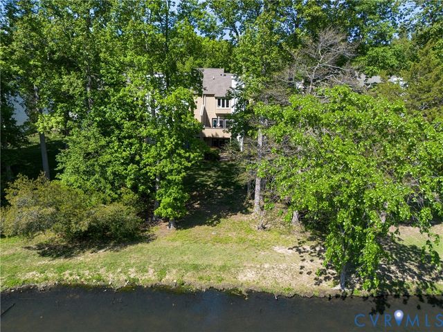 2710 Spinnaker Ct, Henrico, VA 23233