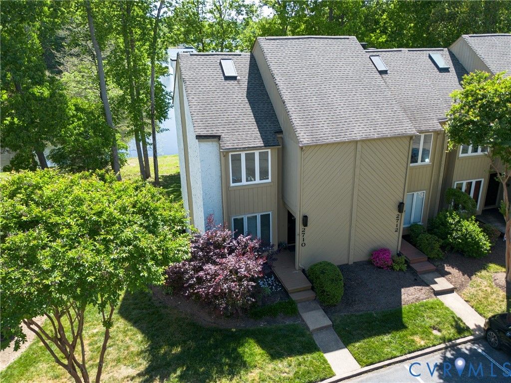 2710 Spinnaker Ct, Henrico, VA 23233