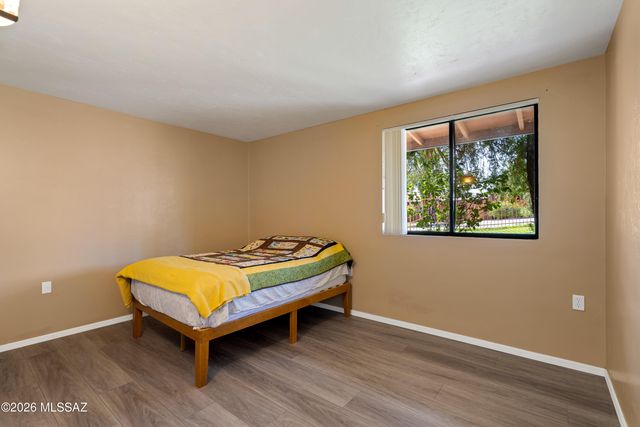 350 N Silverbell Rd Apt 111, Tucson, AZ 85745