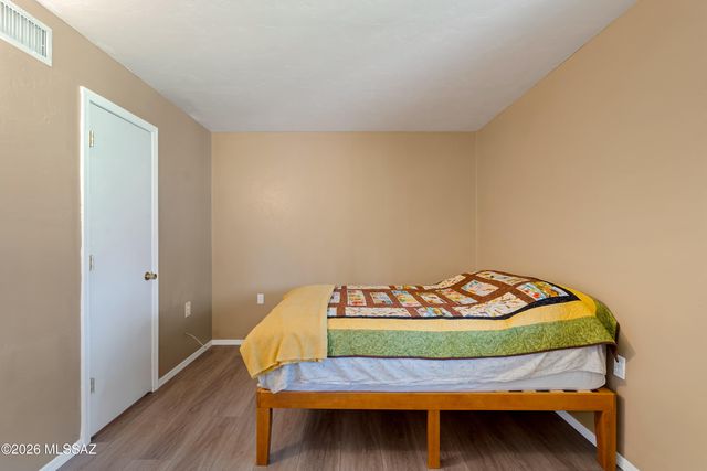 350 N Silverbell Rd Apt 111, Tucson, AZ 85745