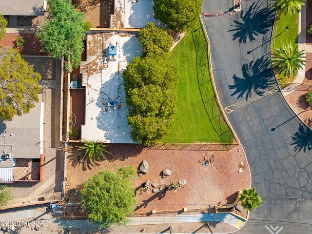350 N Silverbell Rd Apt 111, Tucson, AZ 85745