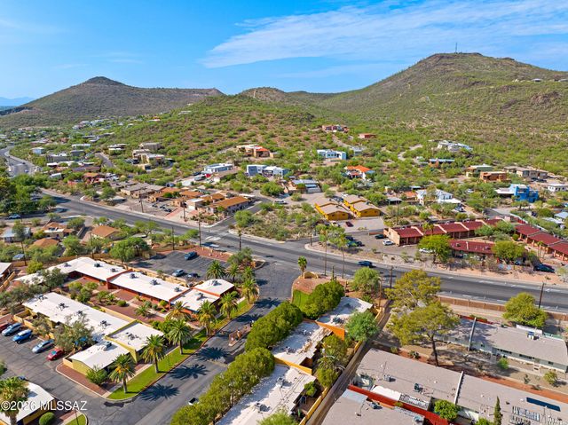 350 N Silverbell Rd Apt 111, Tucson, AZ 85745
