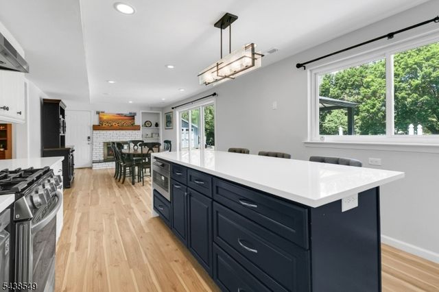 23 Wayne Ter, Bernards Twp., NJ 07920