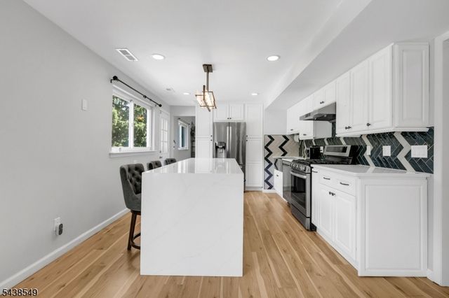 23 Wayne Ter, Bernards Twp., NJ 07920