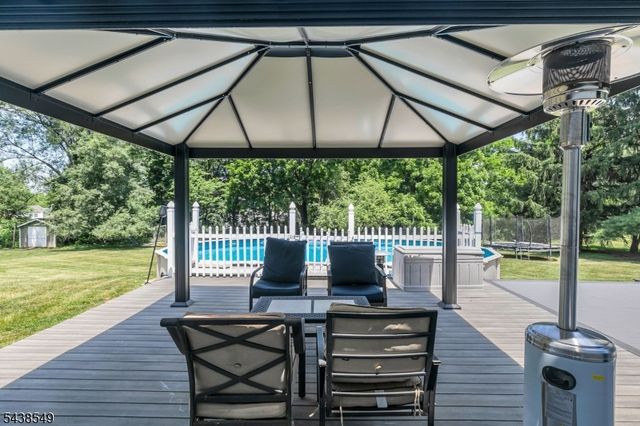 23 Wayne Ter, Bernards Twp., NJ 07920