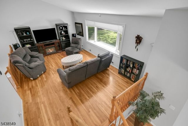 23 Wayne Ter, Bernards Twp., NJ 07920