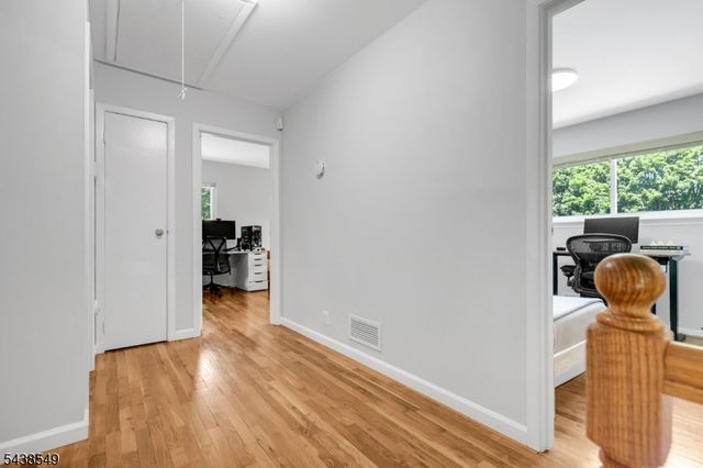 23 Wayne Ter, Bernards Twp., NJ 07920