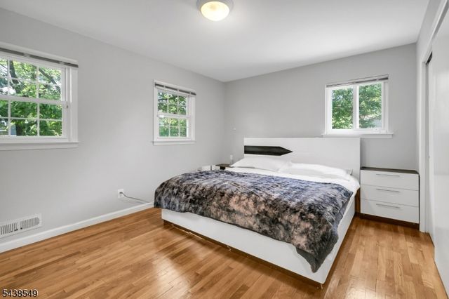 23 Wayne Ter, Bernards Twp., NJ 07920