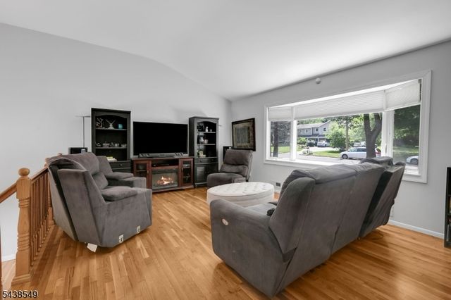 23 Wayne Ter, Bernards Twp., NJ 07920