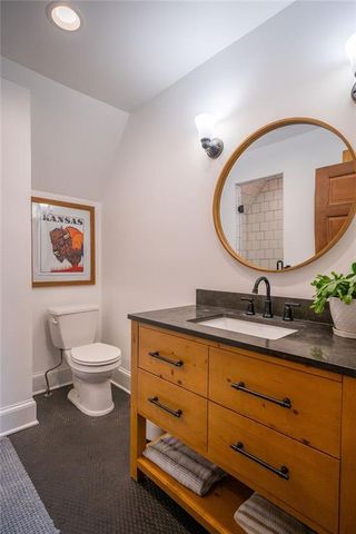 633 Alabama Street, Lawrence, KS 66044