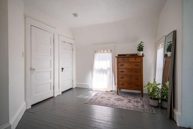 633 Alabama Street, Lawrence, KS 66044