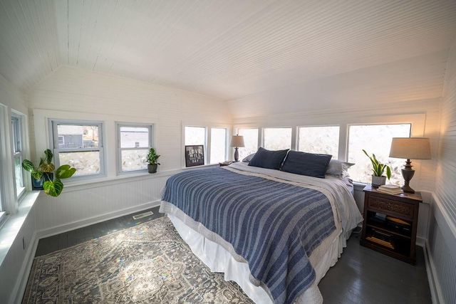 633 Alabama Street, Lawrence, KS 66044