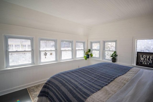 633 Alabama Street, Lawrence, KS 66044