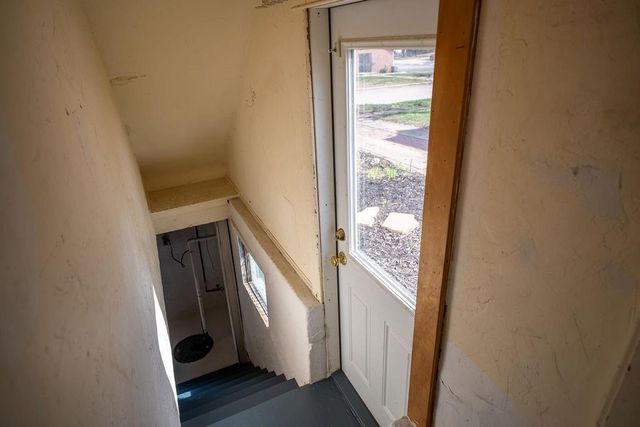 633 Alabama Street, Lawrence, KS 66044