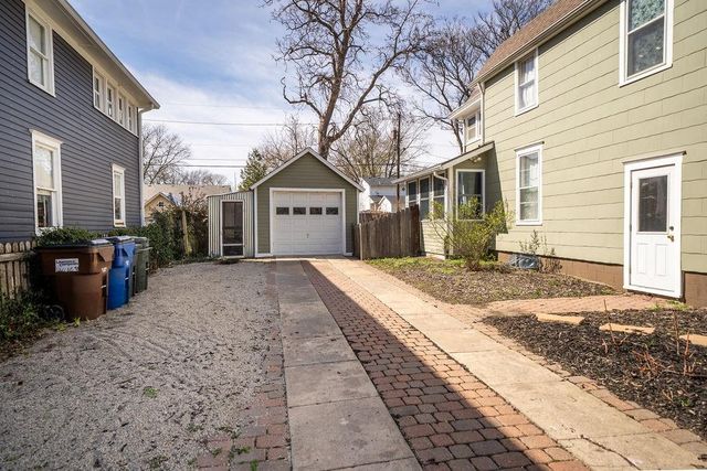 633 Alabama Street, Lawrence, KS 66044