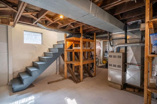 633 Alabama Street, Lawrence, KS 66044