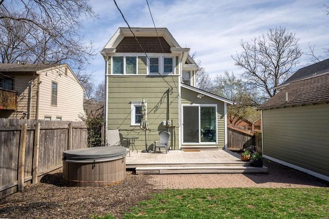 633 Alabama Street, Lawrence, KS 66044