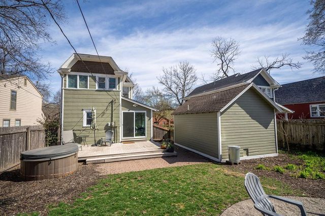 633 Alabama Street, Lawrence, KS 66044