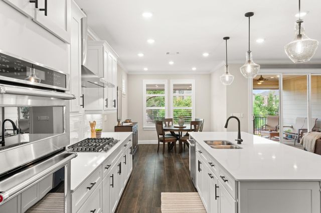 604 Wooden Rail LN, Georgetown, TX 78633