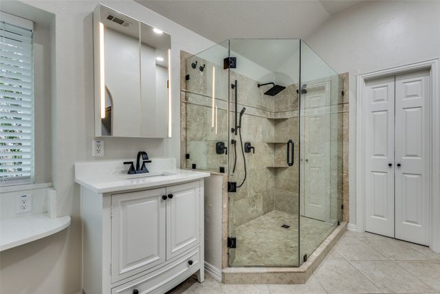 7800 Glenoaks Drive, Frisco, TX 75034