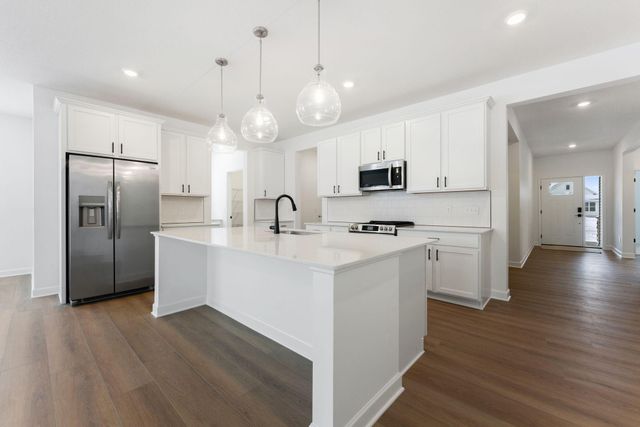 7599 Swan Street, Lino Lakes, MN 55038