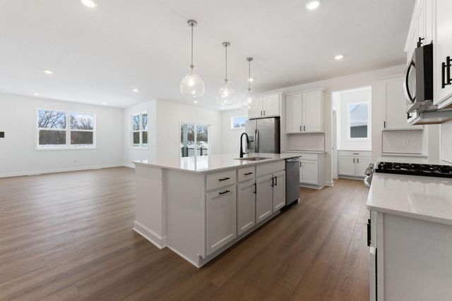 7599 Swan Street, Lino Lakes, MN 55038