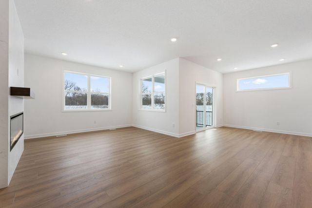 7599 Swan Street, Lino Lakes, MN 55038